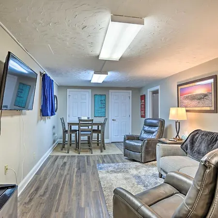 Centrally Located Sturgis Apt On Main St With Garage Extérieur photo